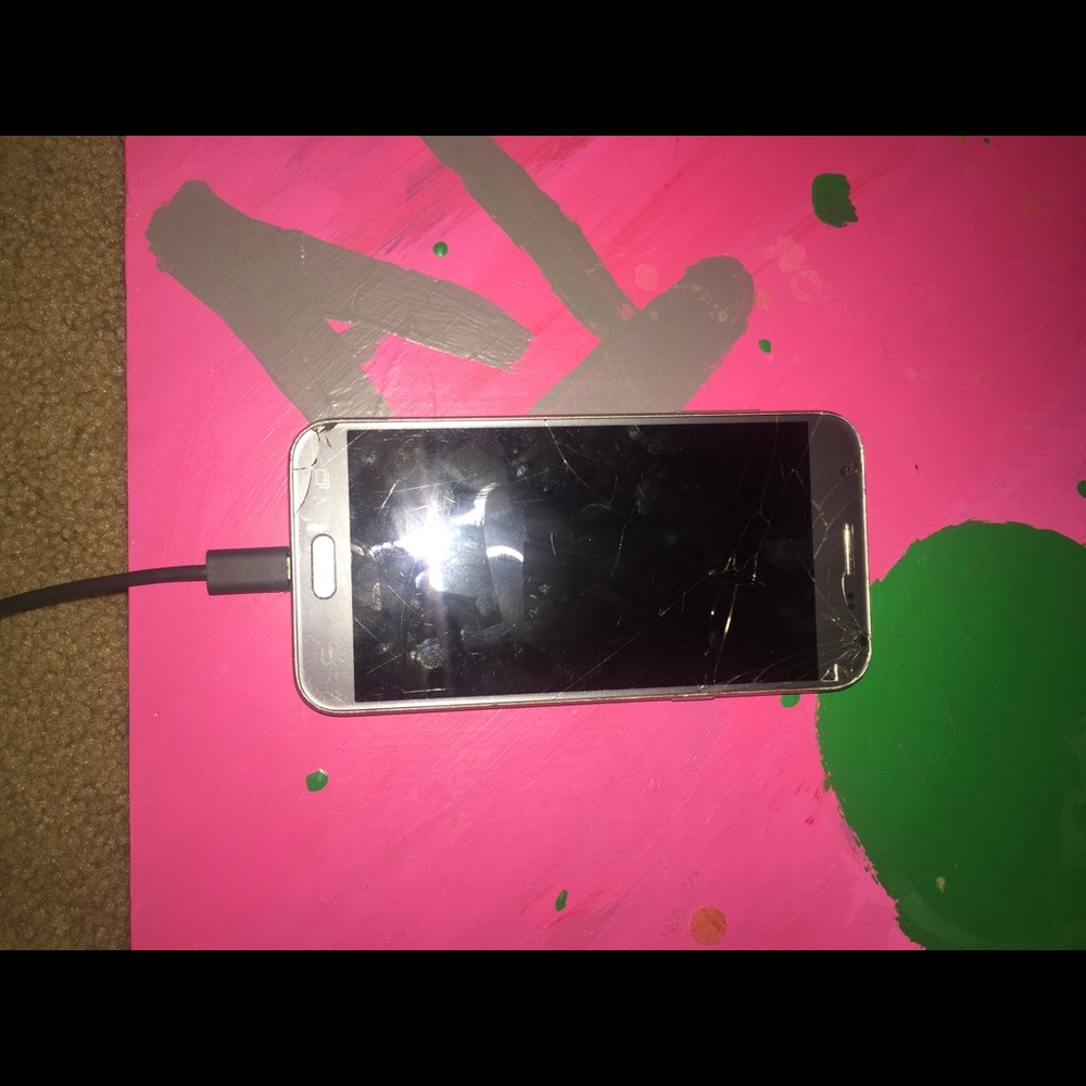 Samsung J3 - Picture 2 of 3